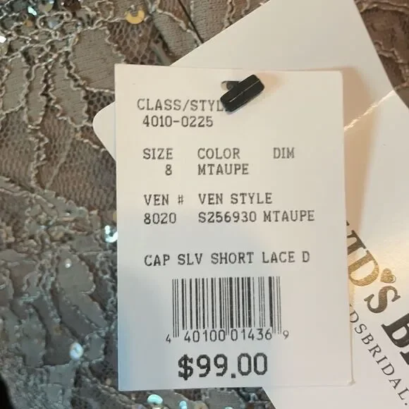 Scarlett Nite by David’s Bridal dress 8 (4573) NWT - Picture 5 of 7